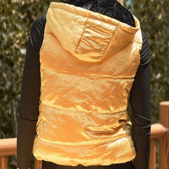 Velvet Hooded Bubble Vest (Multiple Colors) - Picture 9 of 11